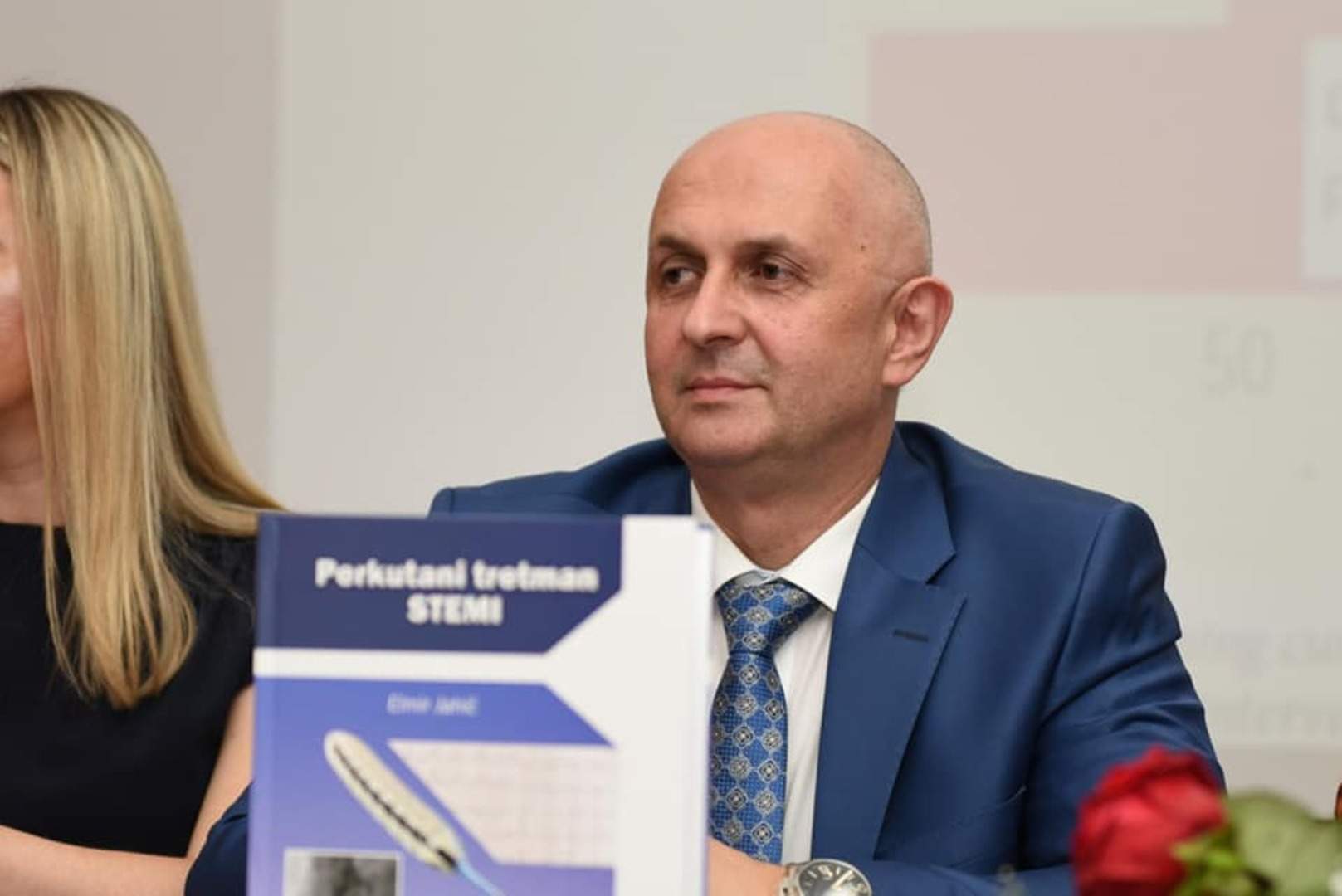 Dr. Jahić: Državu ne mogu graditi poltroni, ulizice, nekompetentni